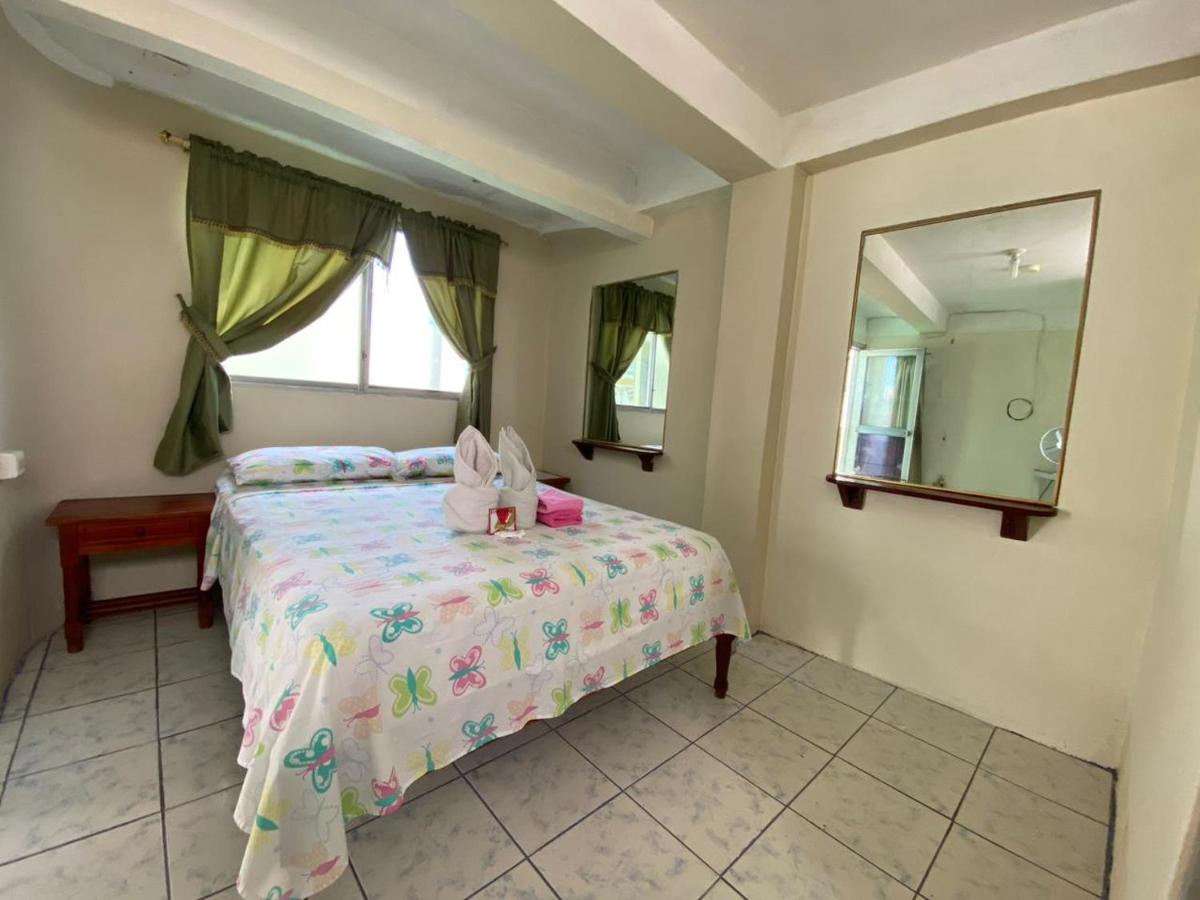 Historico Hostal Elizabeth Пуерто Айора Екстериор снимка